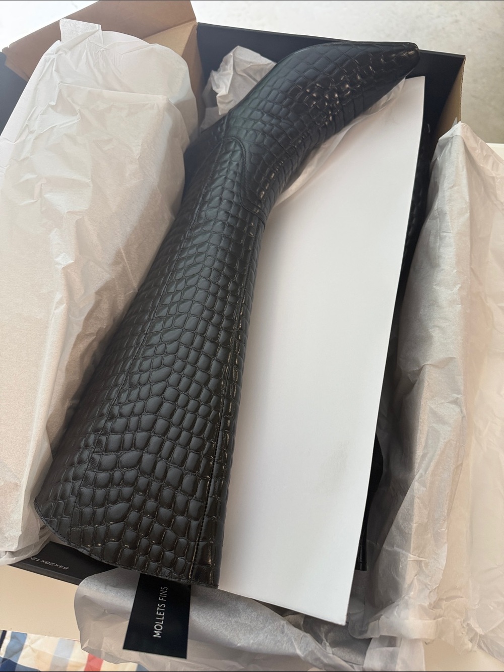 Naturalizer Black Croc-Embossed Knee Boots with Kitten Heel size 8 - Picture 6 of 6